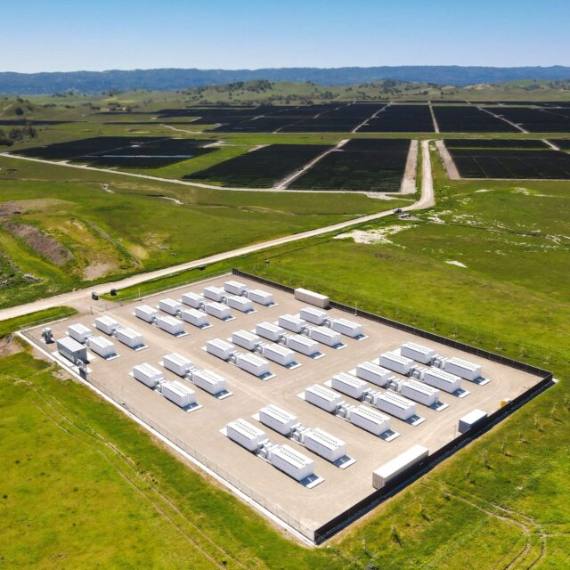 California flats Solar-plus-Storage