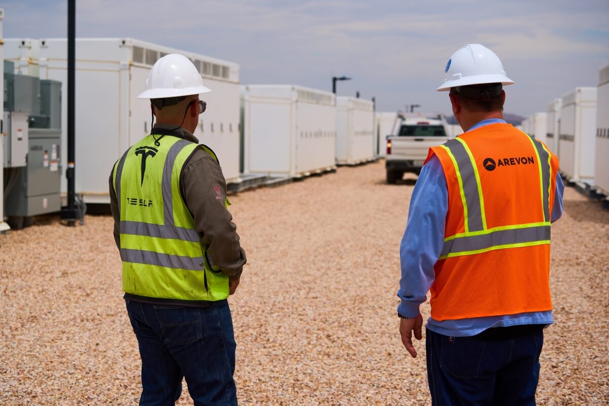 Eland Solar-plus-Storage Workers
